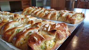 cheesy chicken broccoli braid recipe