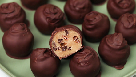 chocolate chip cookie dough truffles recipe