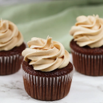 fudge brownie cupcakes with peanut butter frosting recipe