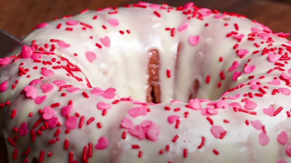 Hidden Heart Strawberry Bundt Cake Recipe