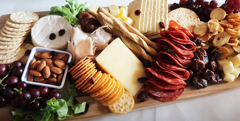 holiday cheese board recipe