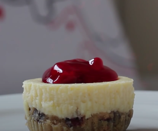 Mini Cherry Cheesecake Cookie Cups Recipe