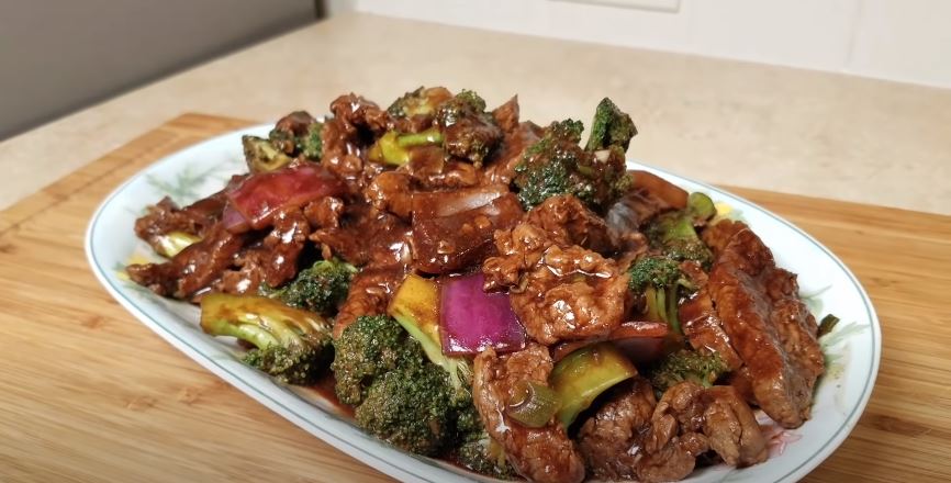 slow cooker cashew beef and broccoli stir fry recipe