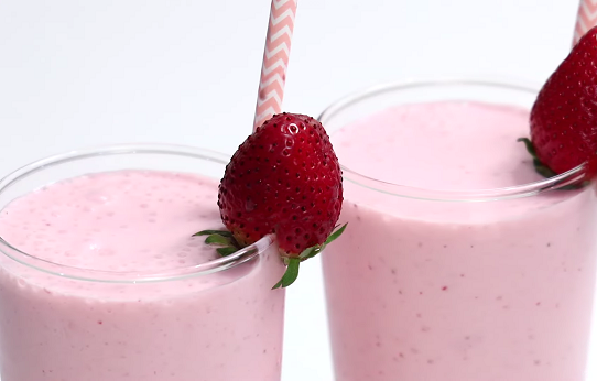 strawberry banana milkshake recipe