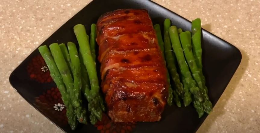 veal-and-mushroom meatloaf with bacon recipe