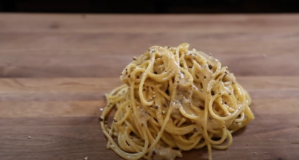 cacio e pepe chicken wings recipe