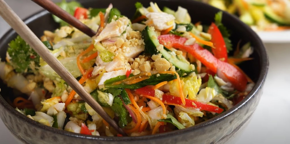 vietnamese cabbage-and-chicken salad recipe