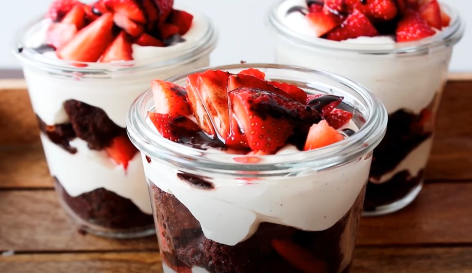 brownies and cream fruit trifle recipe
