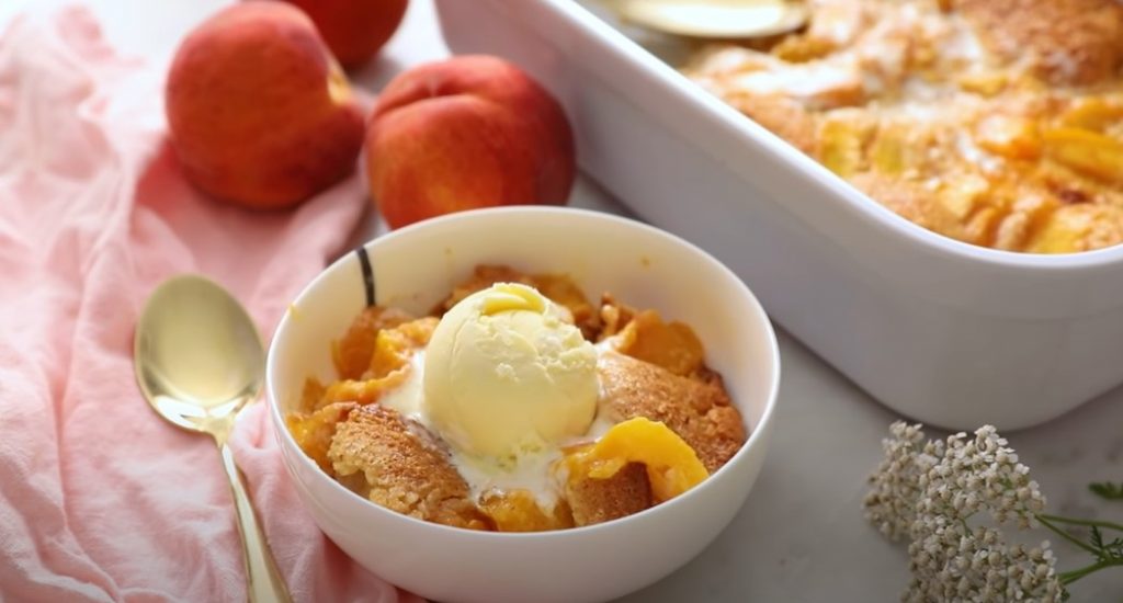 cookie-crusted peach cobbler recipe