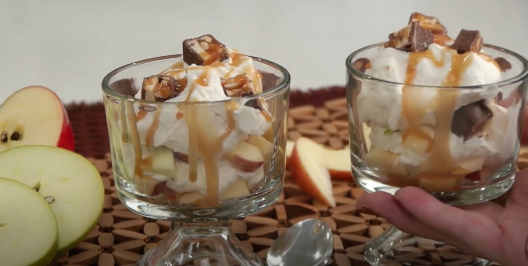 Candy Bar Trifle Recipe
