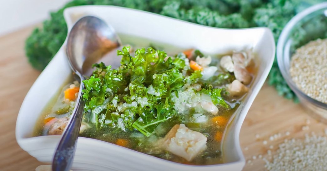 Slow Cooker Quinoa, Chicken and Kale Soup Recipe