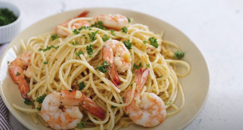 lemon and garlic shrimp scampi zucchini noodles