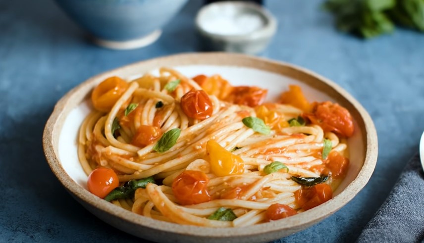 Spaghetti Al Pomodoro Recipe 