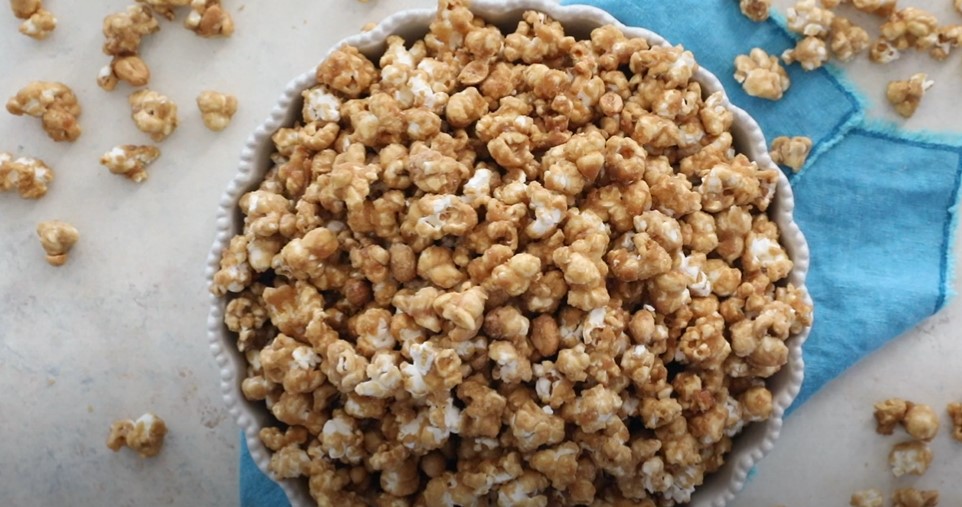 Caramel Pretzel Popcorn Recipe | Recipes.net