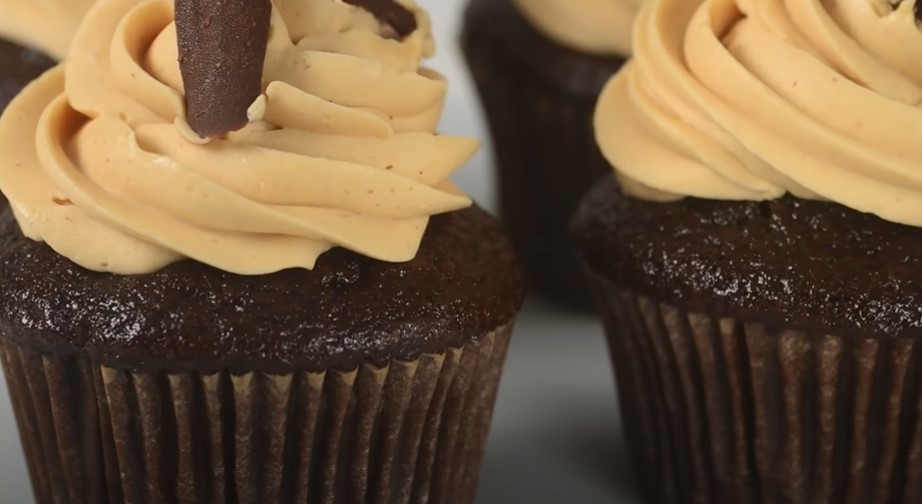 peanut butter cupcakes recipe