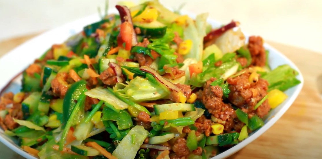 Corned Beef Salad with Rye Croutons Recipe