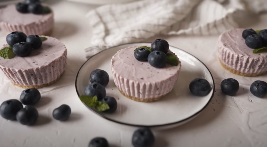 easy blueberry cheesecake bites recipe