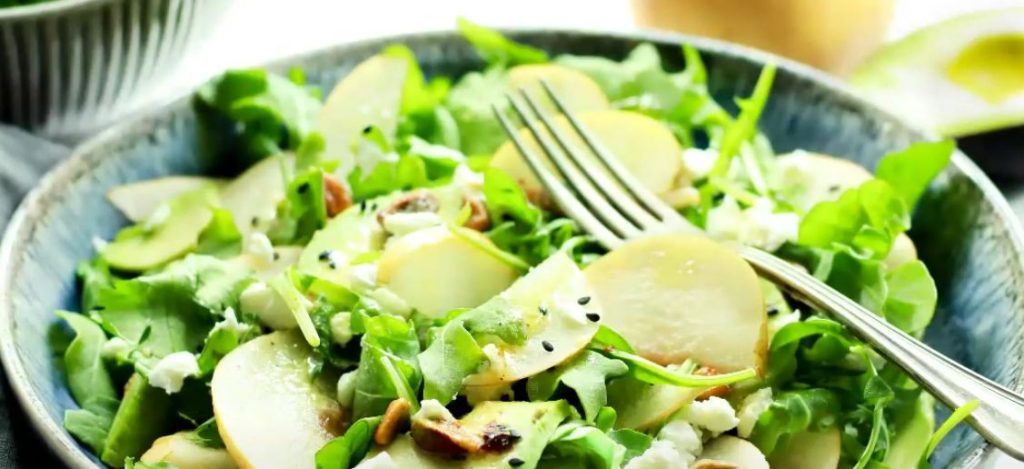 Asian Pear and Arugula Salad with Goat Cheese Recipe