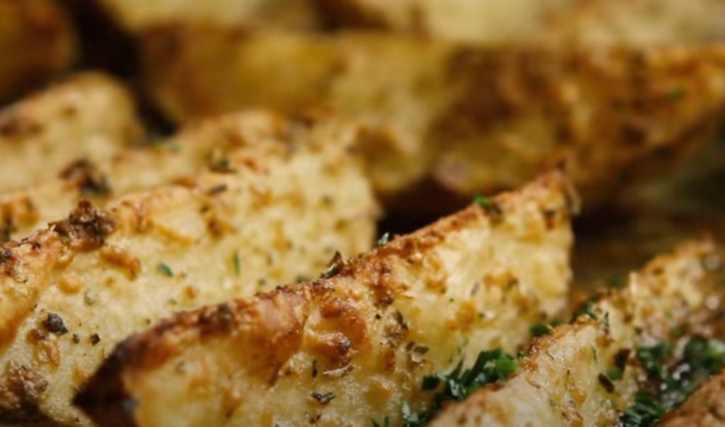 Baked Parmesan Garlic Potato Wedges Recipe