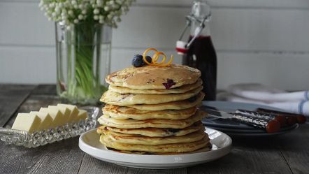 blueberry buttermilk pancakes recipe