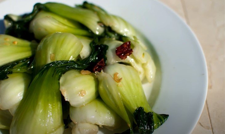 https://recipes.net/wp-content/uploads/portal_files/recipes_net_posts/2021-07/bok-choy-with-garlic-recipe.jpg