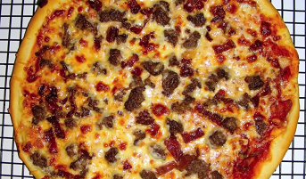 Double Cheeseburger Pizza