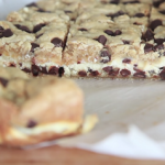 chocolate chip cookie cheesecake bars recipe
