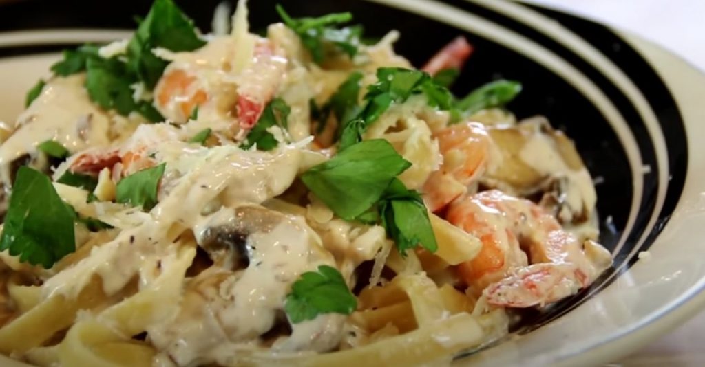 Creamy Shrimp and Mushroom Pasta Recipe