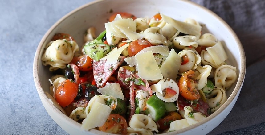 Easy Italian Tortellini Pasta Salad Recipe