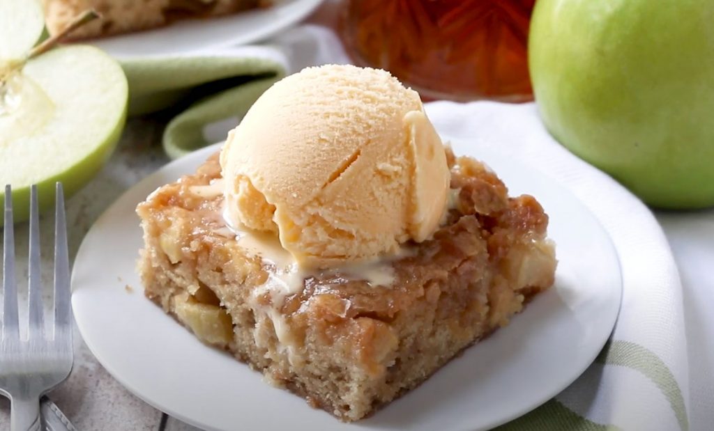 Glazed Apple Maple Blondies Recipe