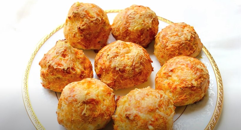 Gougères (French Cheese Puffs) Recipe