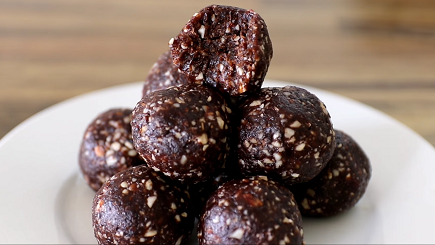 healthy chocolate energy balls recipe