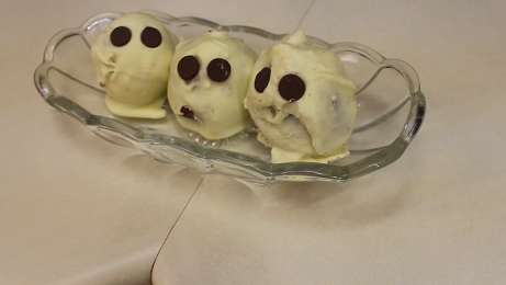 mummy cake balls recipe