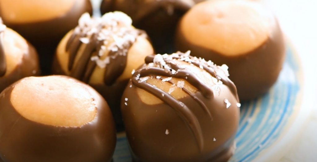 No Bake Buckeye Peanut Butter Balls Recipe