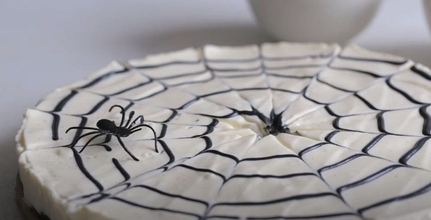 No-Bake Spiderweb Cheesecake Recipe