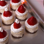 santa hat cheesecake bites recipe