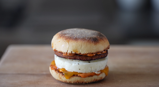 https://recipes.net/wp-content/uploads/portal_files/recipes_net_posts/2021-07/sausage-and-egg-muffin-sandwich-recipe.png