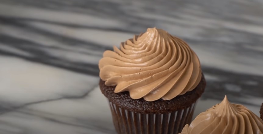 Simple Chocolate Cupcakes Recipe