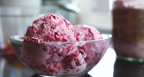 smooth raspberry ice cream recipe