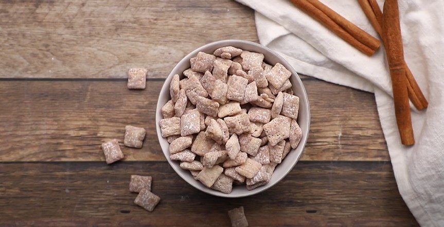 Snickerdoodle Puppy Chow Recipe