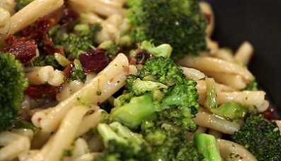 spicy sun dried tomato with broccoli pasta recipe