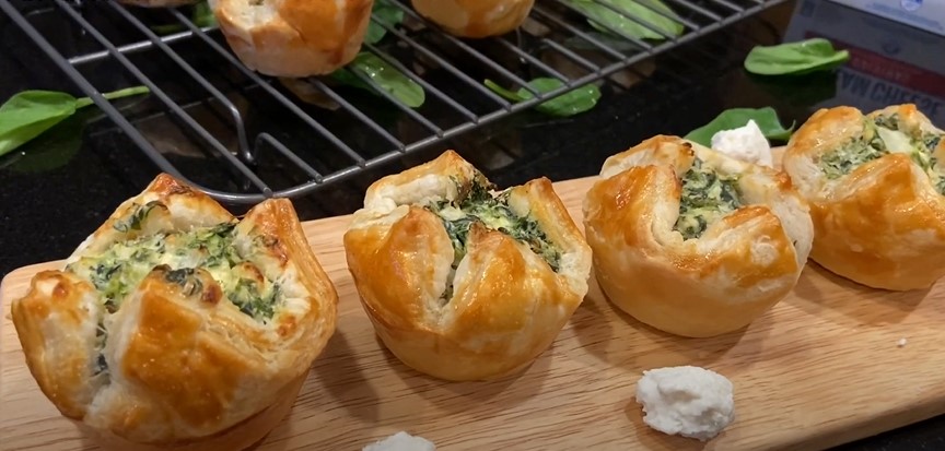 Spinach Puffs Recipe: How to Make It