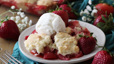 strawberry buckle recipe