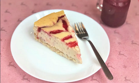 strawberry cheesecake with coconut cookie crust recipe