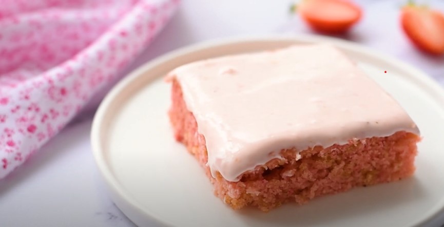 Strawberry Sheet Cake Recipe