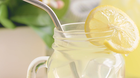 Serve Beverages in Style with the Gorgeous Retro Lemonade Carafe