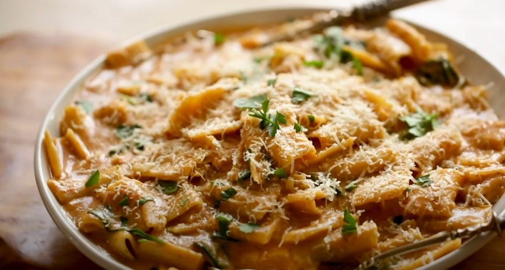 bow tie pasta with sun-dried tomato and scallion cream recipe