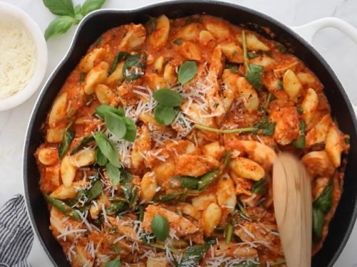 grilled chicken in roasted red pepper sauce gnocchi recipe