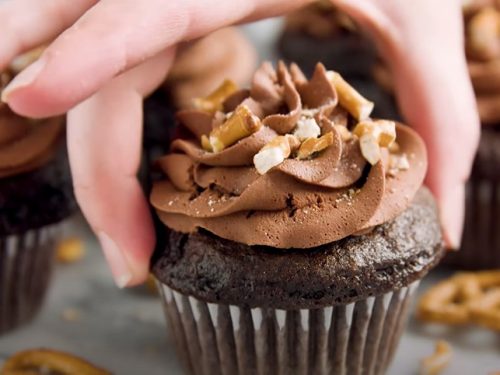 chocolate peanut butter cupcakes recipe