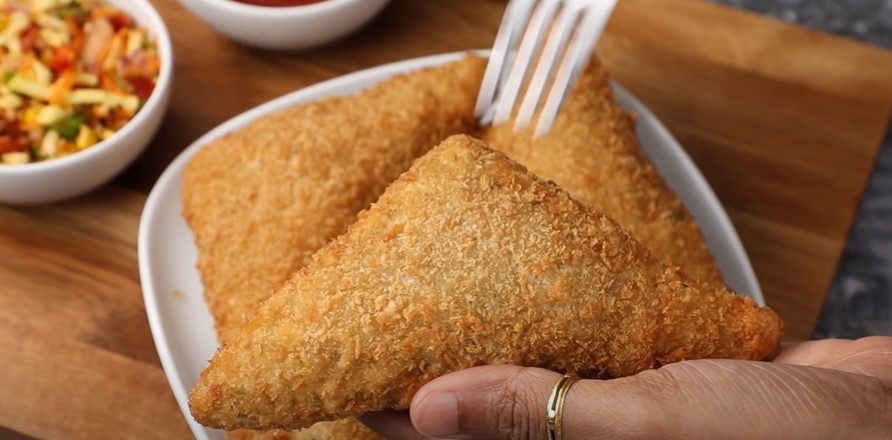 fried bread triangles recipe